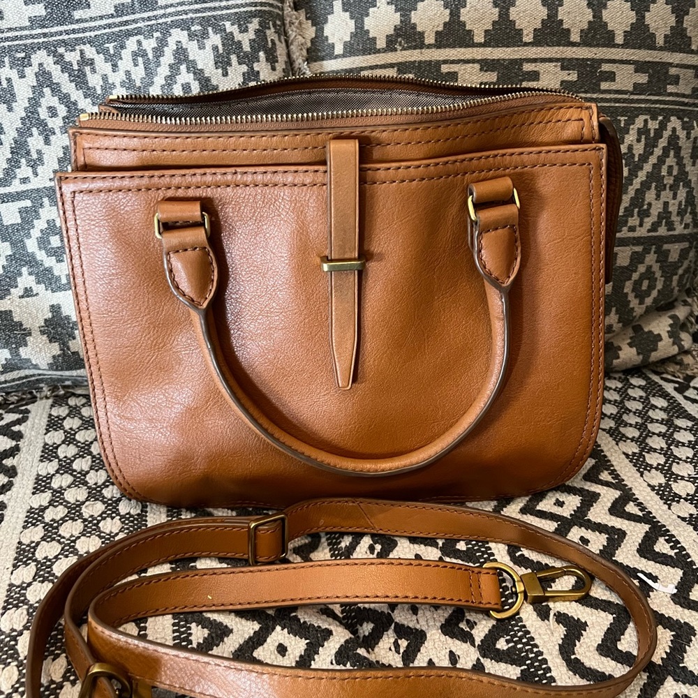 Camel tan Fossil large/medium satchel with cross body strap